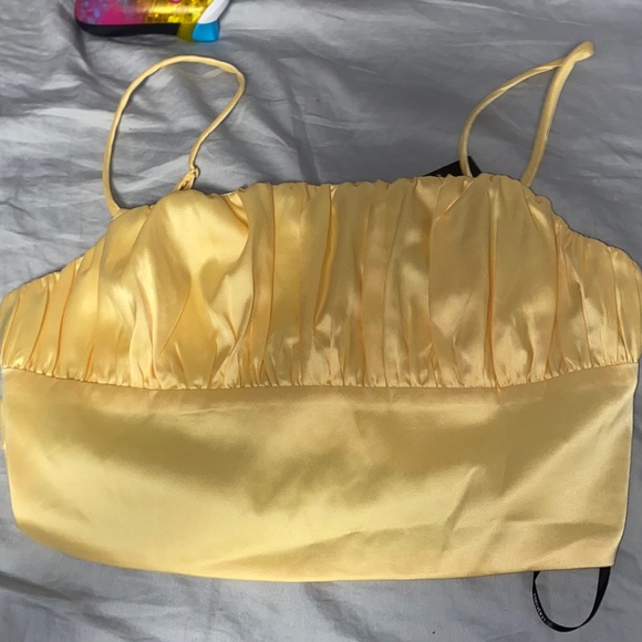 Forever 21 yellow crop top - Picture 1 of 4
